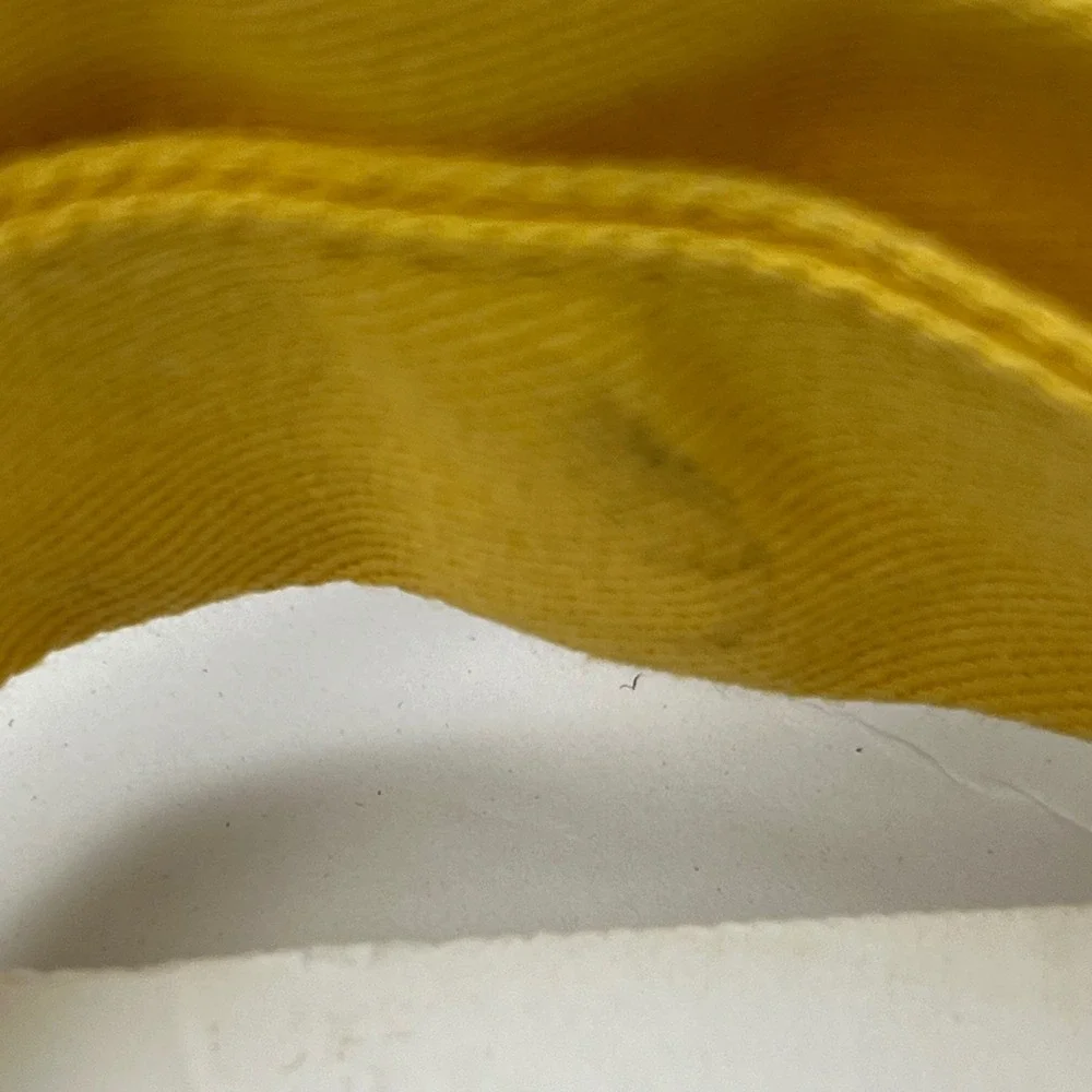 Sur La Table Kids Honey Bee Kitchen Apron White Yellow Cotton‎ Ages 3-10 NWT